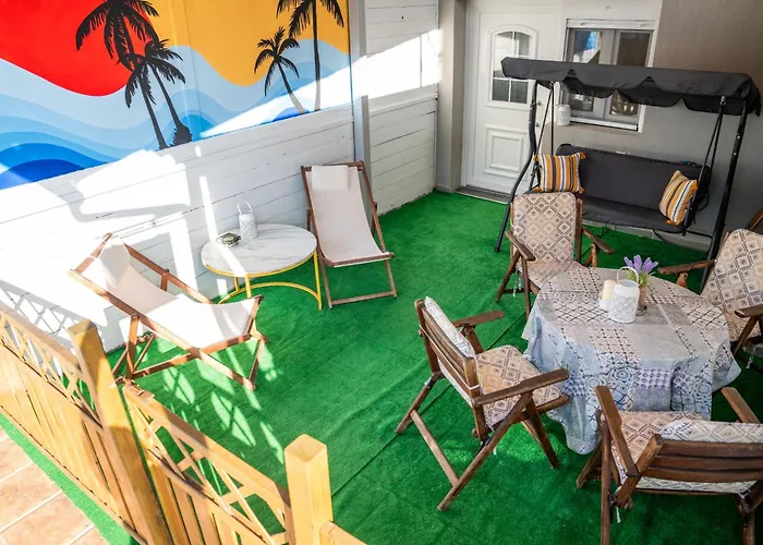 2K Cozy Beach House